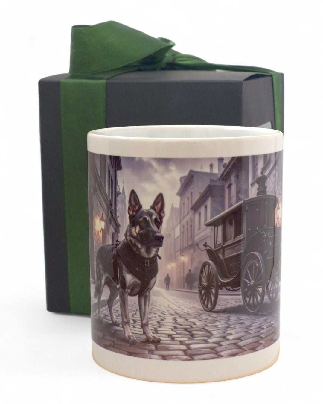 Németjuhász "viktoriánus rendőrkutyás" prémium bögre díszdobozban – 330 ml
